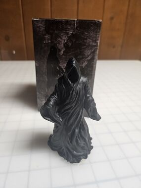Dementor Statue
